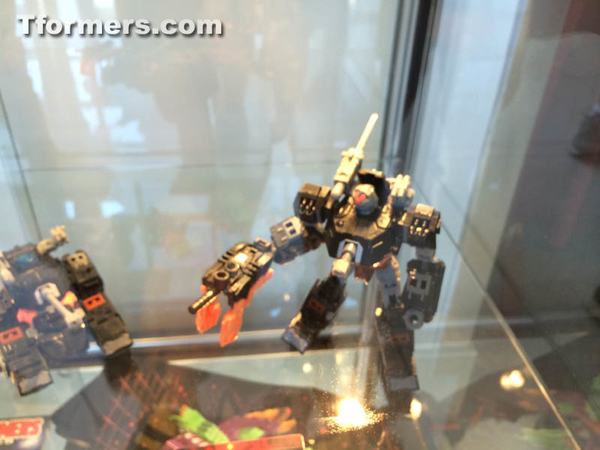 BotCon 2014 Exclusives Previes Alpha Trion More  (81 of 93)